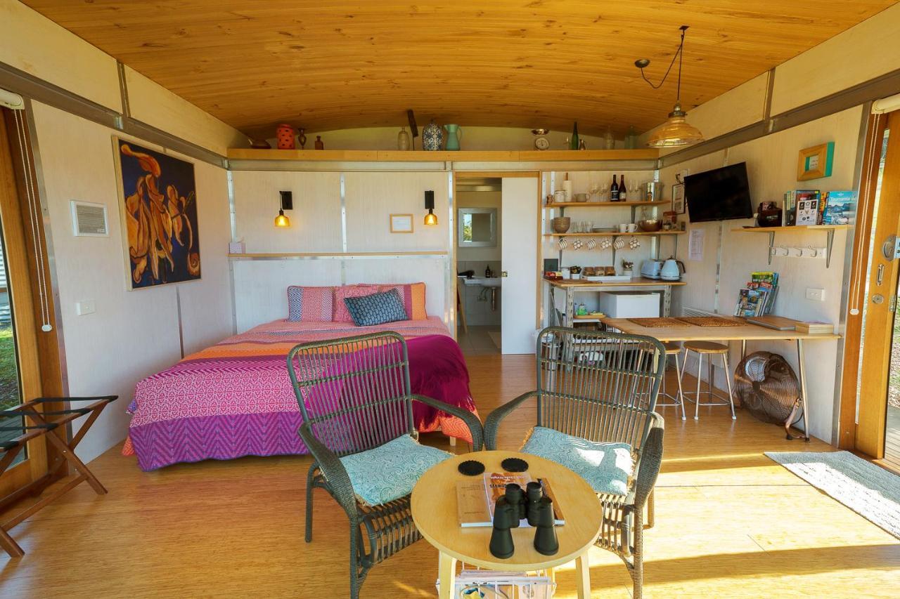 Hobart Hideaway Pods Bed & Breakfast Kingston Exterior photo