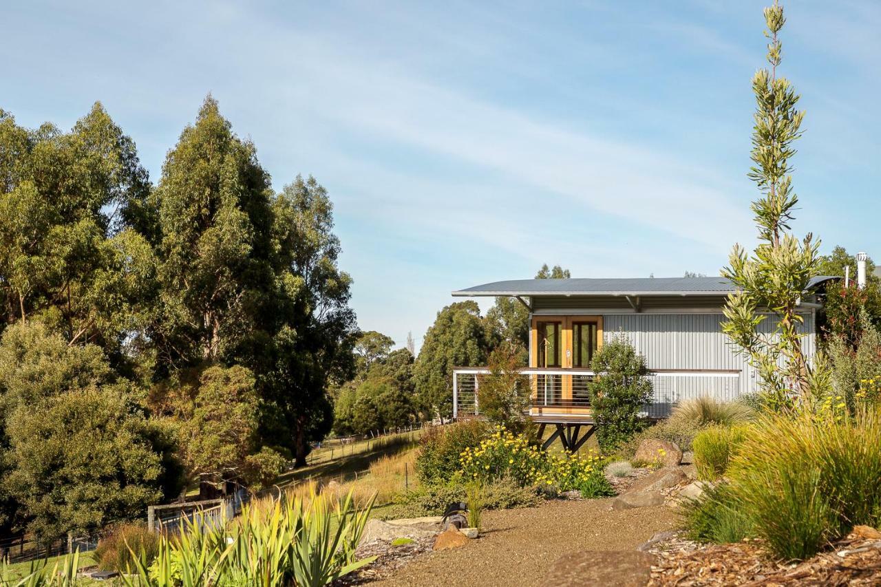 Hobart Hideaway Pods Bed & Breakfast Kingston Exterior photo