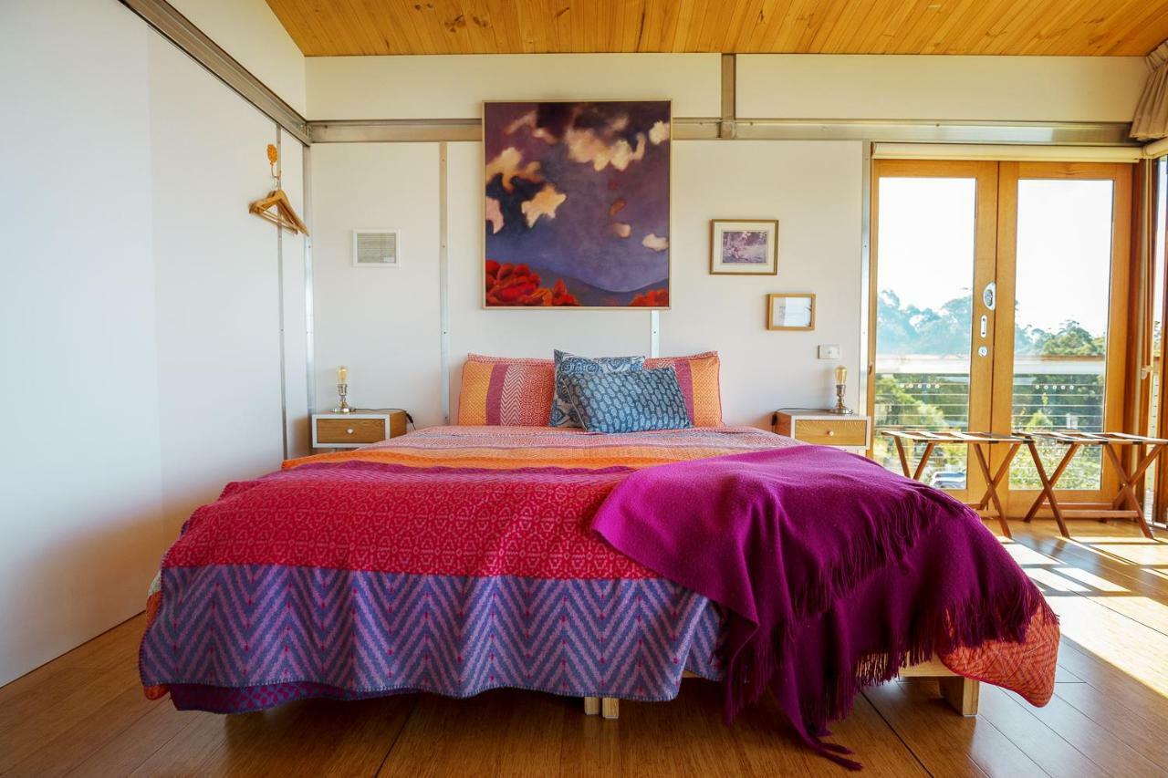 Hobart Hideaway Pods Bed & Breakfast Kingston Exterior photo