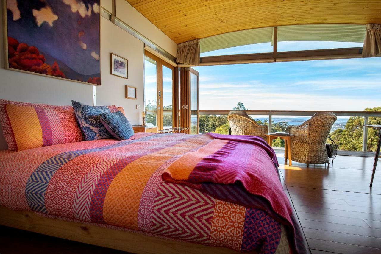 Hobart Hideaway Pods Bed & Breakfast Kingston Exterior photo