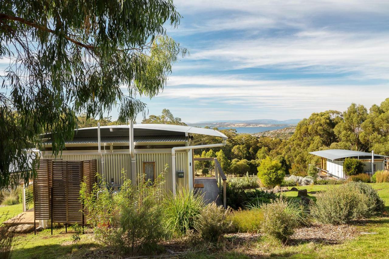 Hobart Hideaway Pods Bed & Breakfast Kingston Exterior photo